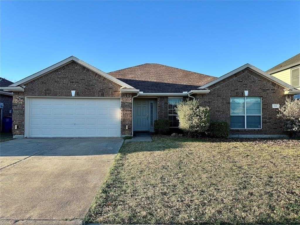 910 Cutting Horse Dr - Photo 5 of 29