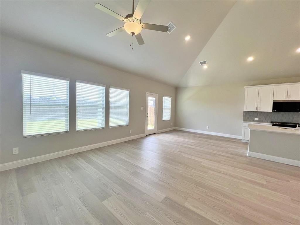 678 Woodland Ave - Photo 4 of 34