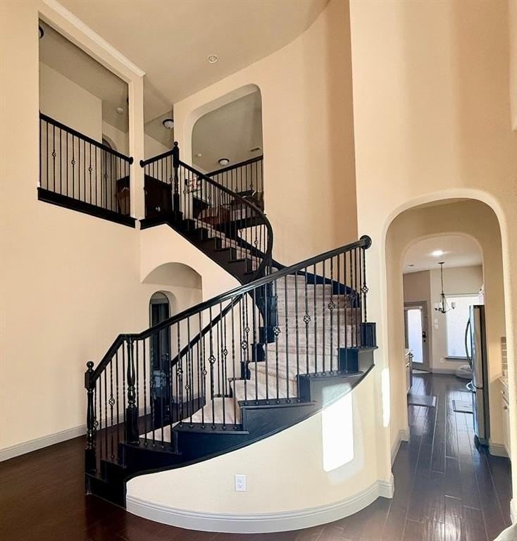 811 Bandelier Ln - Photo 7 of 25