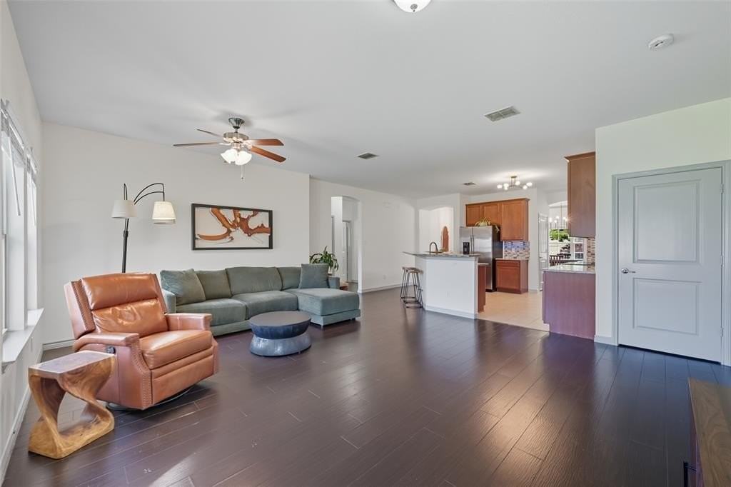 308 Sheridan Rd - Photo 6 of 20