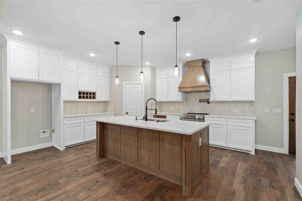 9219 Dale Lane Ct - Photo 4 of 32