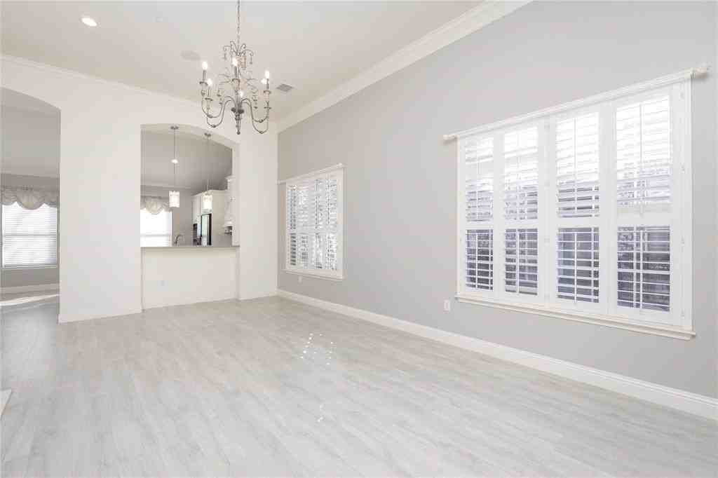 7104 Van Gogh Dr - Photo 5 of 34