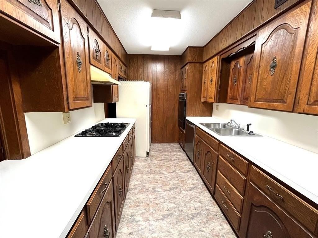 1202 W Munson St - Photo 5 of 12