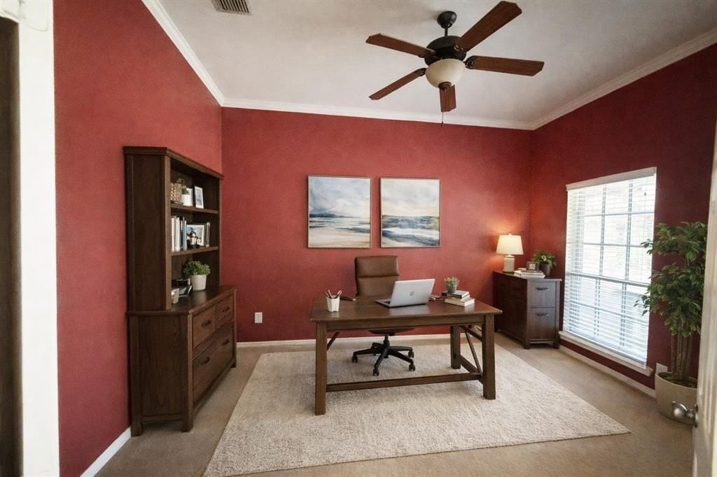 2113 Fairway View Ln - Photo 4 of 17