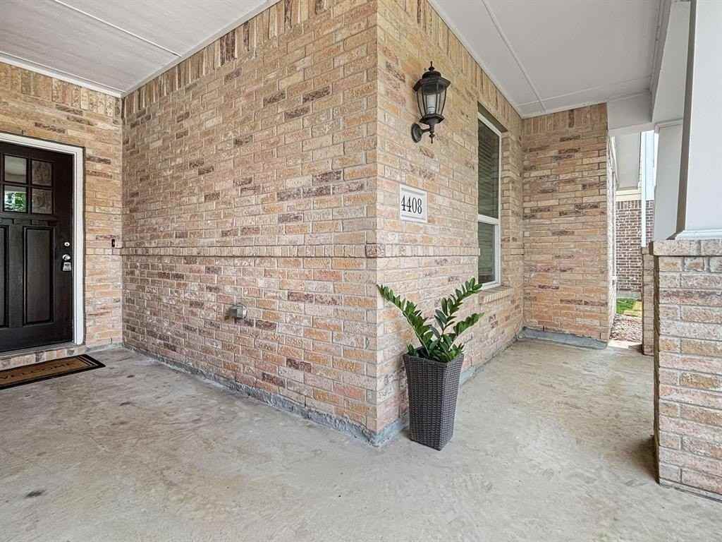 4408 Dashland Dr - Photo 4 of 28