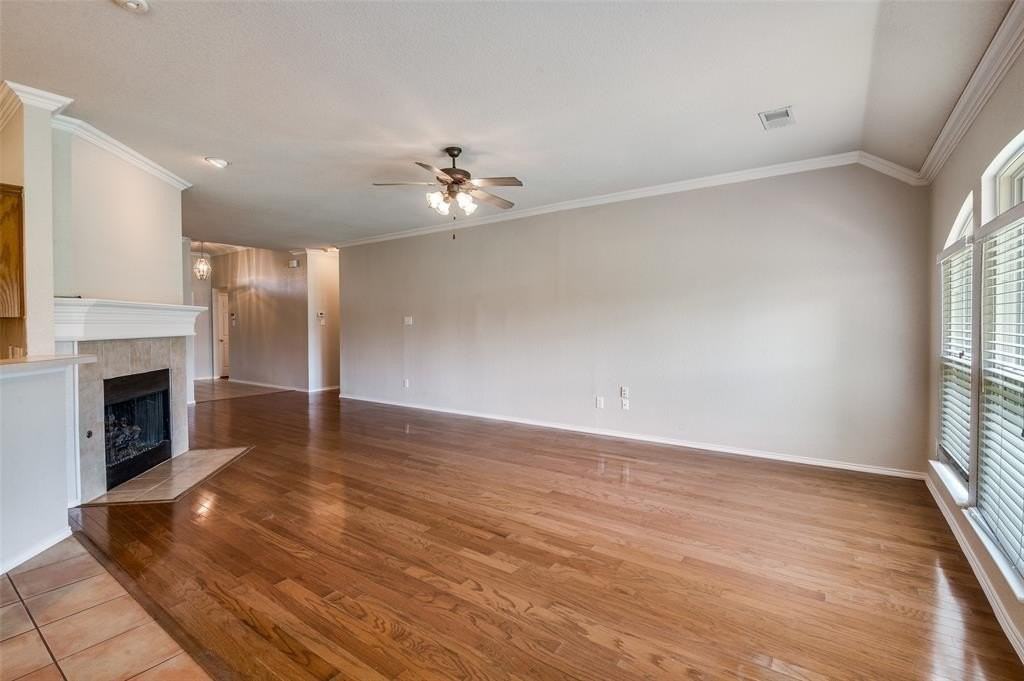 1012 Inland Ln - Photo 5 of 23