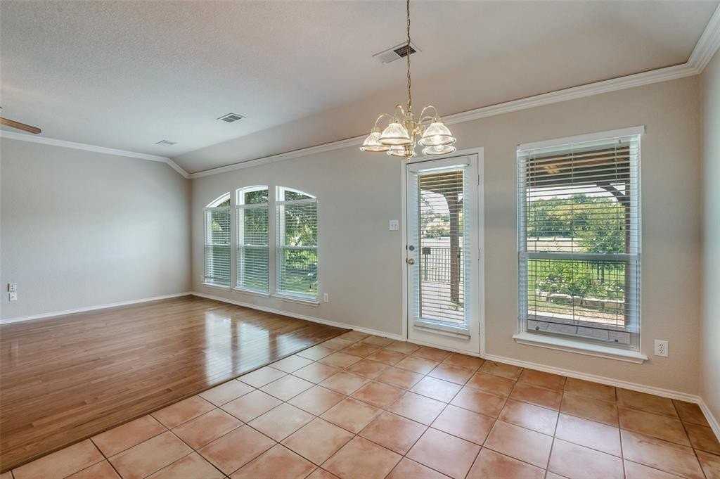 1012 Inland Ln - Photo 7 of 23