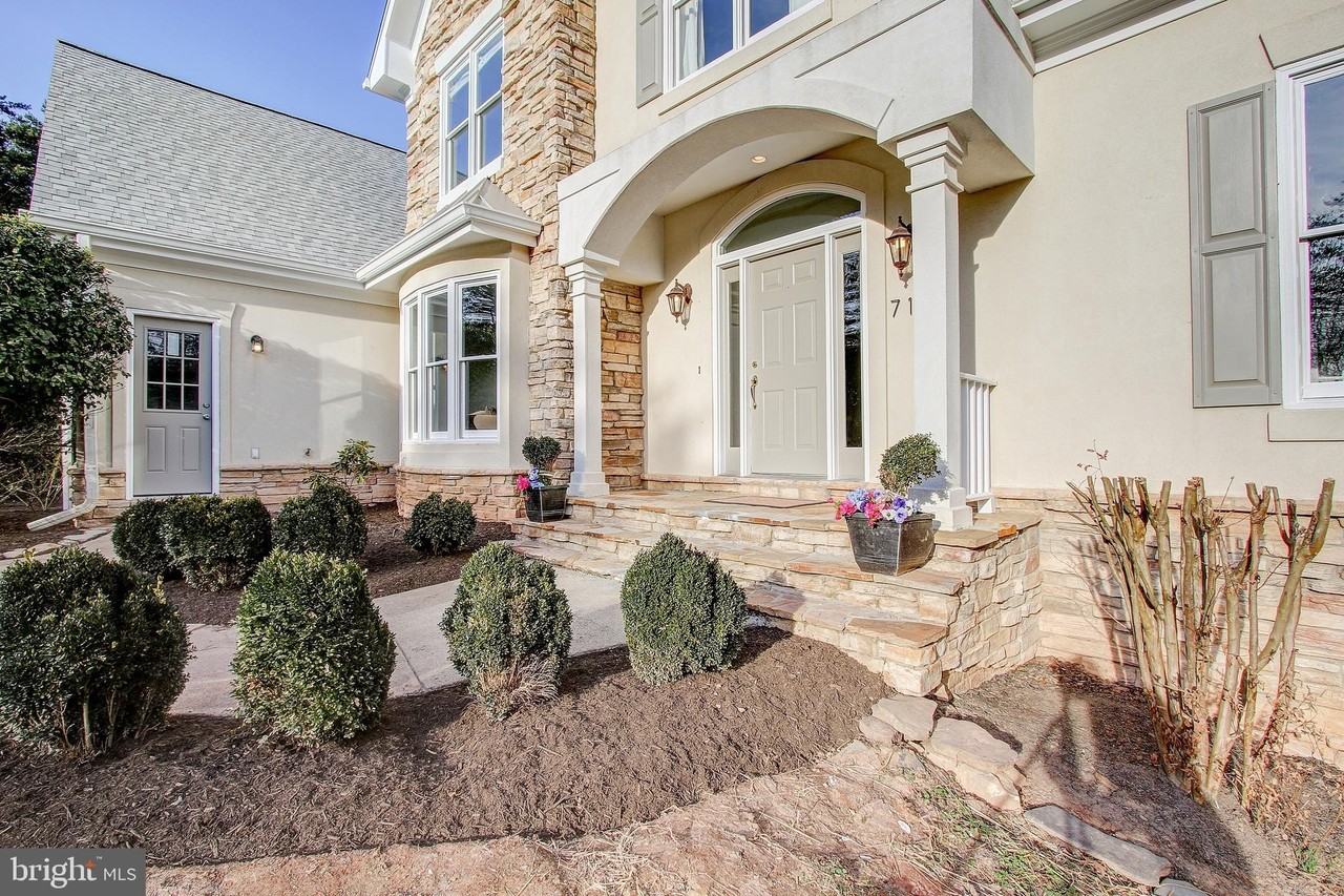 710 Parrish Farm Ln - Photo 3 of 50