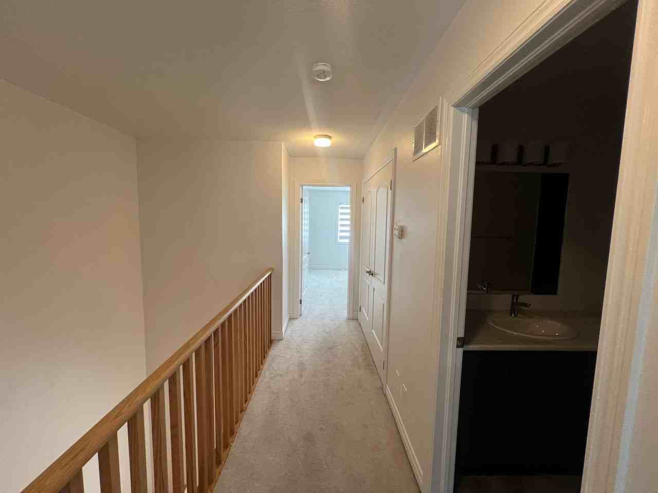 22 Sorbara Way - Photo 7 of 17