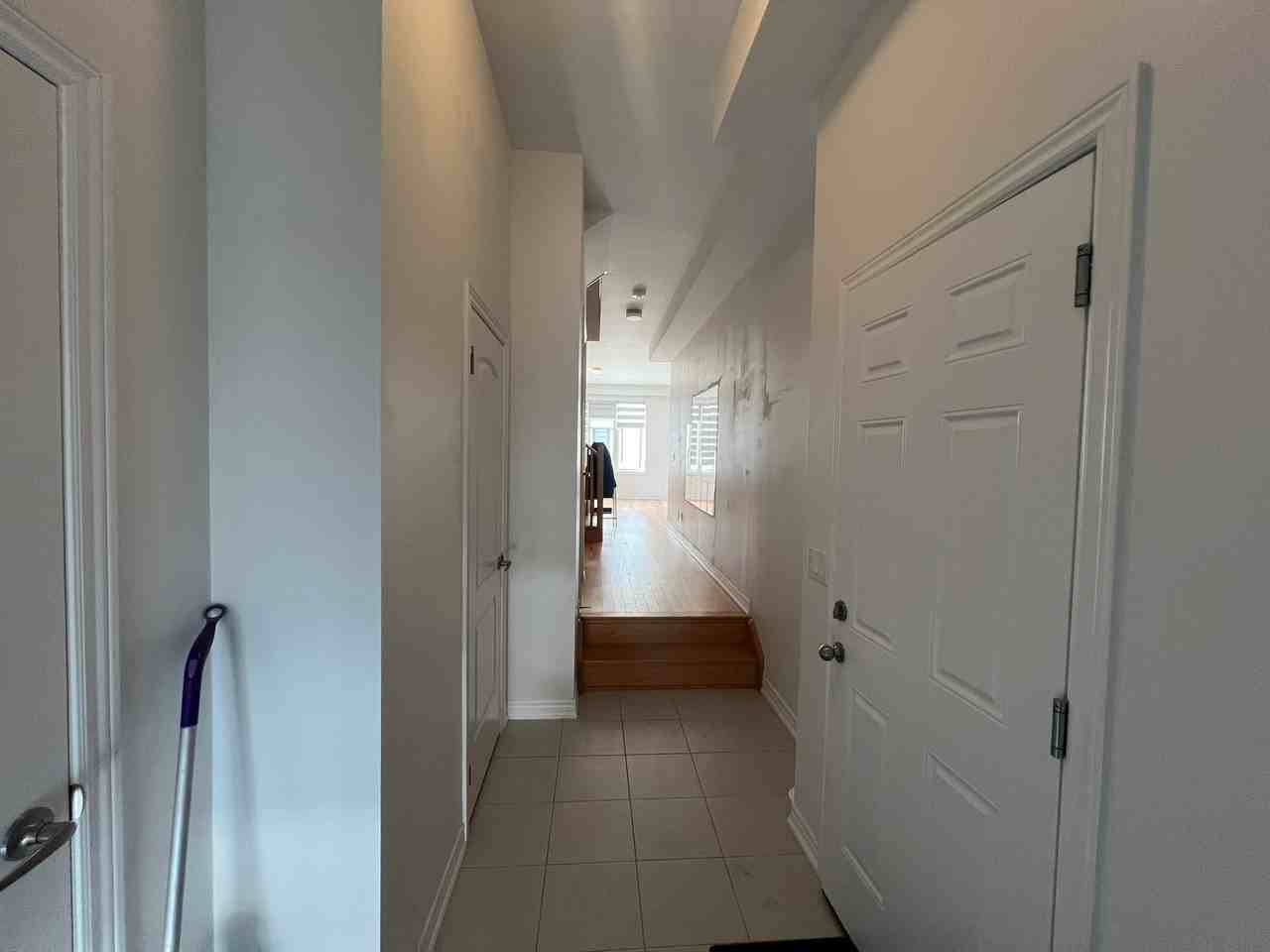 22 Sorbara Way - Photo 4 of 17