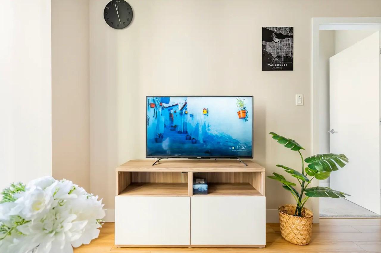 159 West 2nd Avenue - Photo 3 of 33