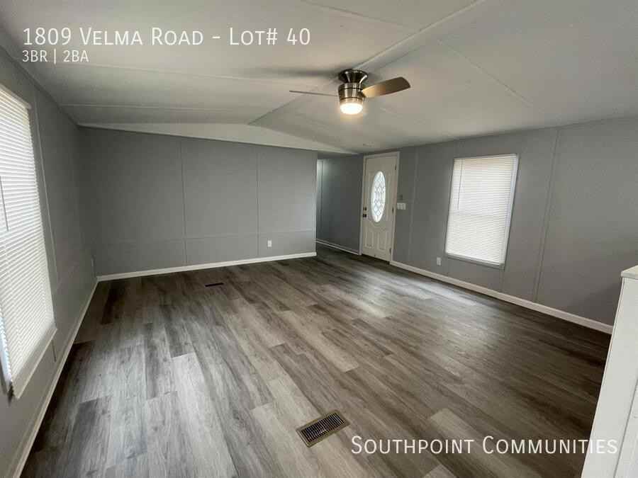 1809 Velma Rd - Photo 2 of 10