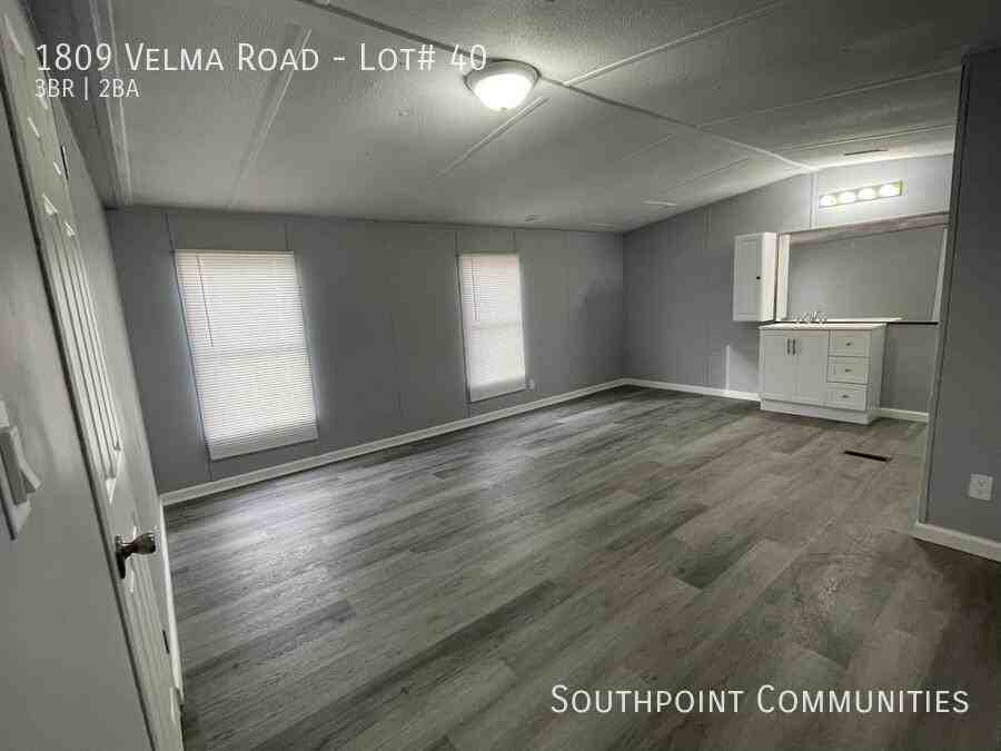 1809 Velma Rd - Photo 5 of 10