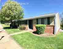 Maple & S Duke St #B - Photo 1 of 1