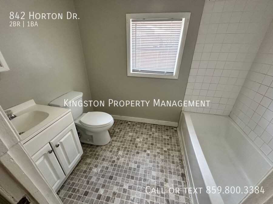 842 Horton Dr - Photo 4 of 14