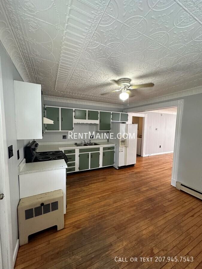 203 Center St #1 - Photo 2 of 11