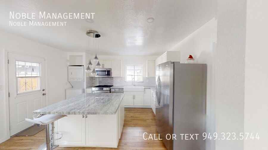 430 N Dexter St - Photo 6 of 31