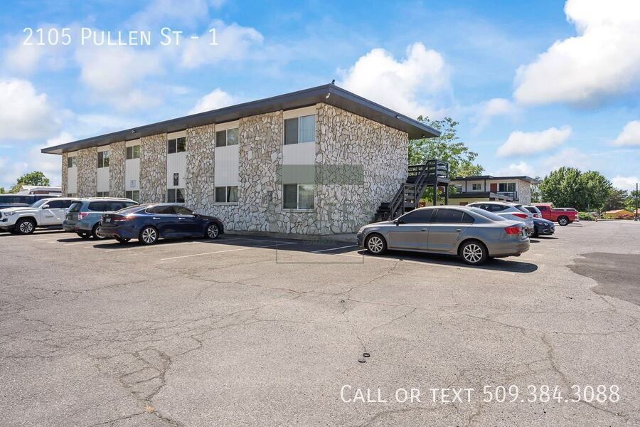 2105 Pullen St #1 - Photo 5 of 6