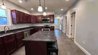 20 Villa Rd - Photo 1 of 1