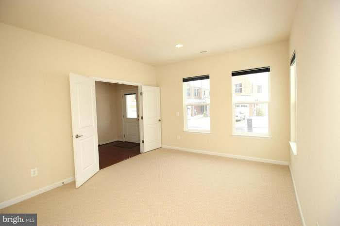 25504 Feltre Ter - Photo 3 of 32