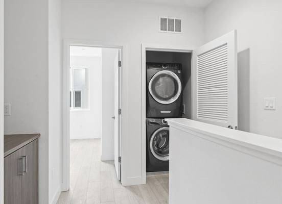 170 Uptown Cir - Photo 5 of 7