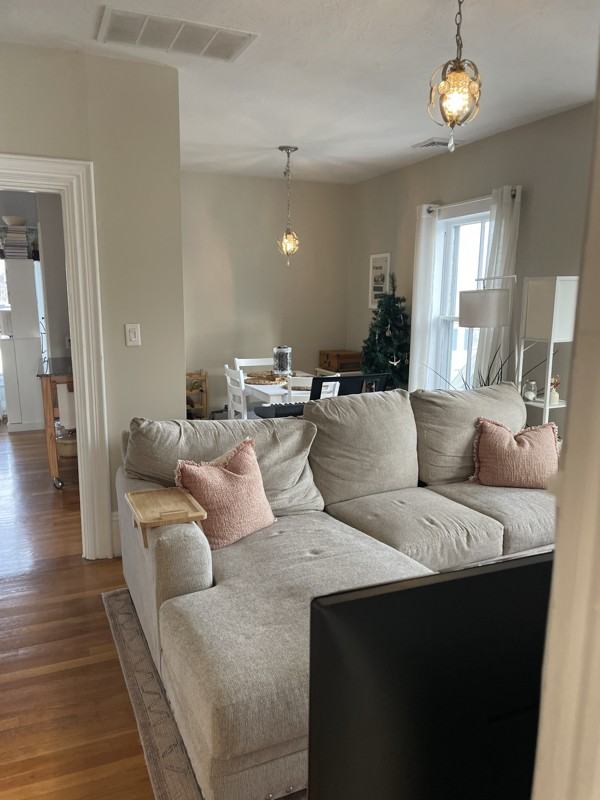 51 Allerton St #2 - Photo 7 of 22