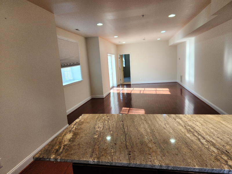 14194 Palatine Dr - Photo 3 of 11