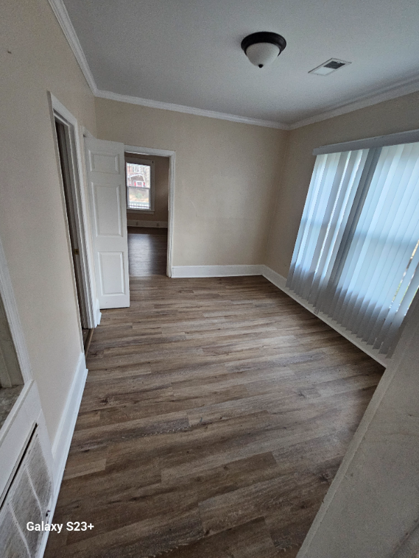 1933 Nance St - Photo 7 of 13