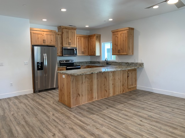 1730 Palm Ave - Photo 4 of 16