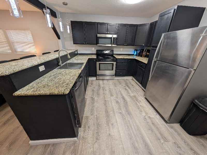 508 N San Antonio St #A - Photo 3 of 12