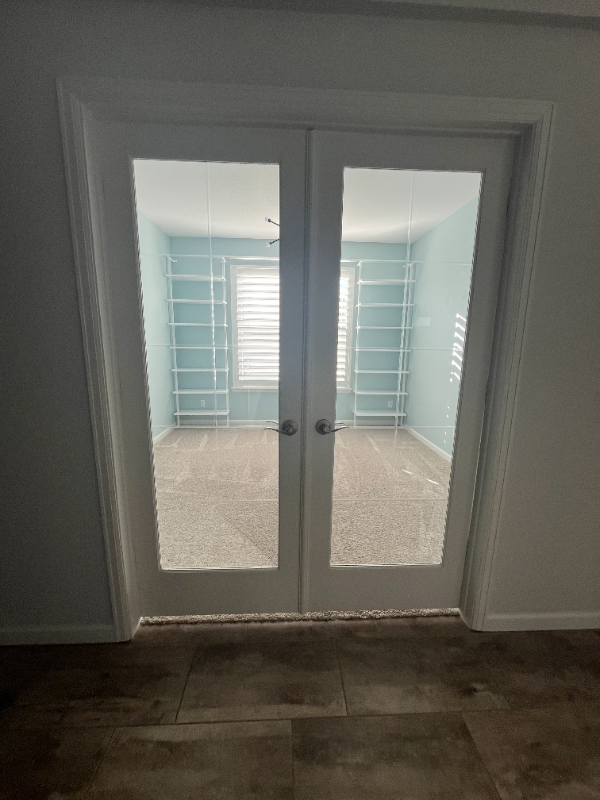 1733 Pioneer Cir - Photo 3 of 20