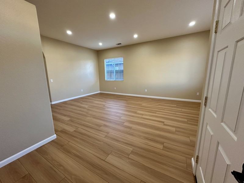 2450 Martin Anthony Ct - Photo 5 of 26