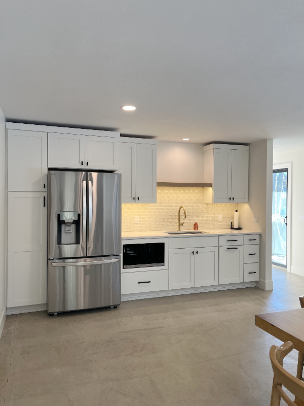 7277 Yellowstone Dr - Photo 2 of 23