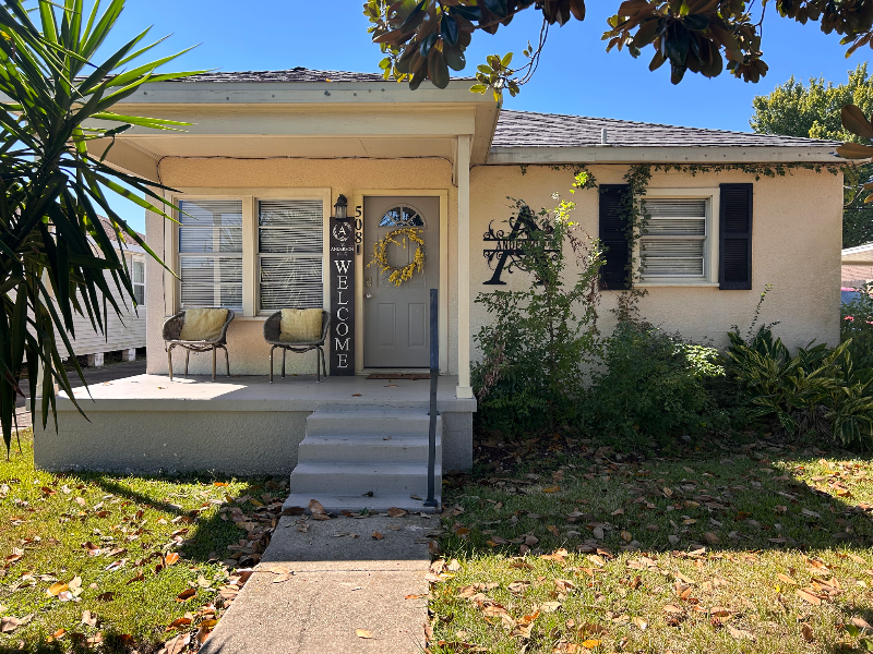 508 Avenue E - Photo 2 of 16