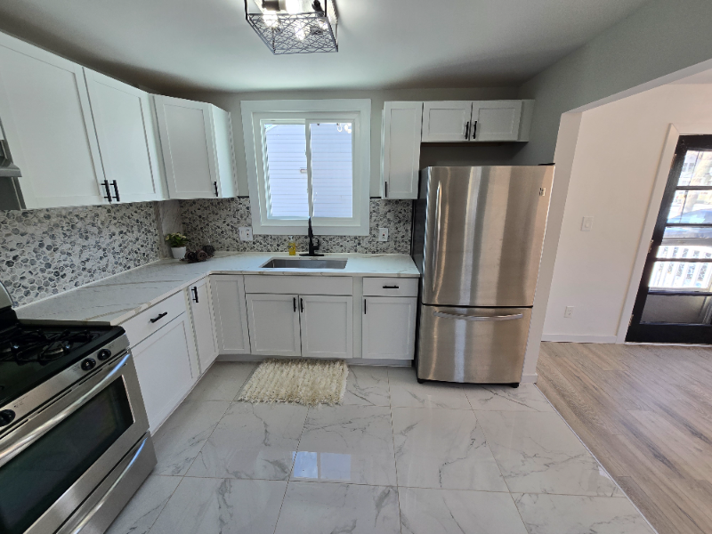 20628 Alger St - Photo 7 of 31