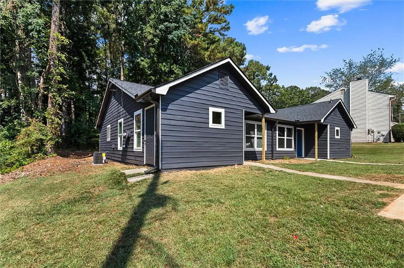 174 176 Timber Creek Lane, Marietta Ga #176 - Photo 2 of 11