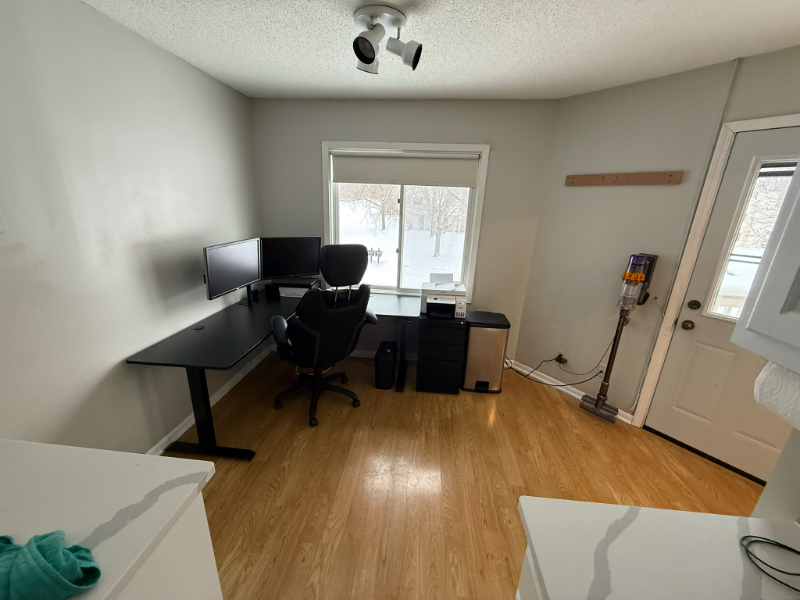 4125 Goldenrod Ln N - Photo 2 of 14