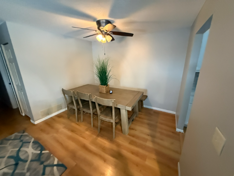 4125 Goldenrod Ln N - Photo 5 of 14