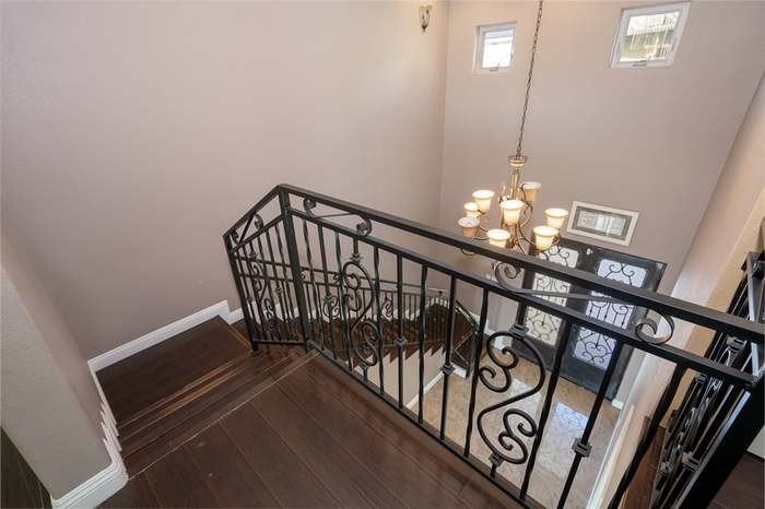 9439 Eucalyptus St - Photo 2 of 11