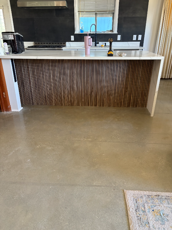 228 Topaz St - Photo 2 of 9