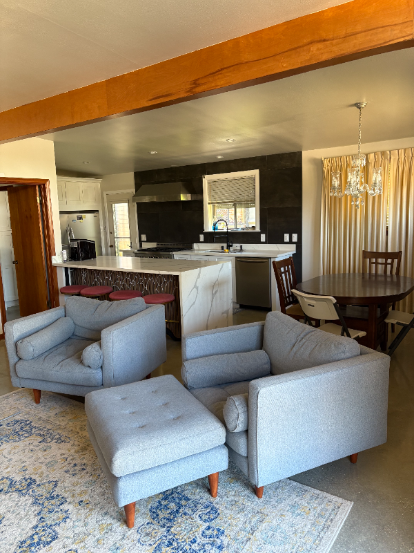 228 Topaz St - Photo 6 of 9