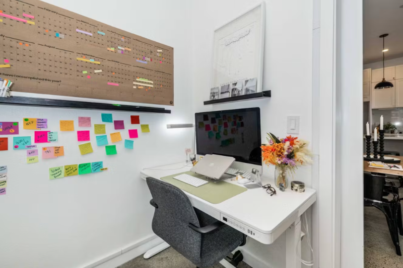 730 29th St #105 - Photo 3 of 12