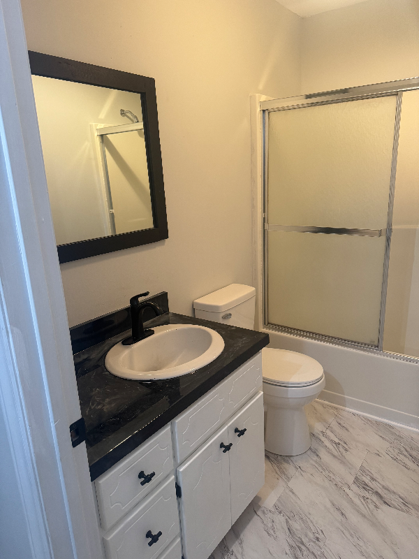 9421 Sawyer Rd - Photo 7 of 11