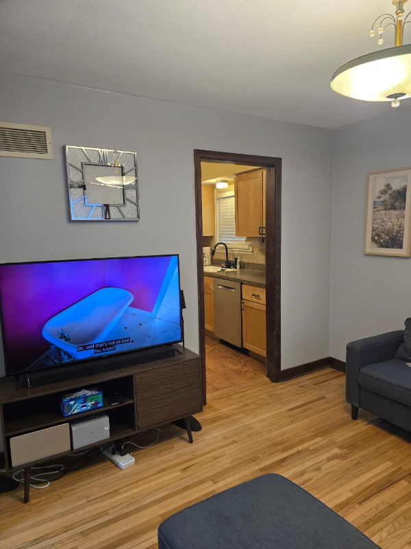 2405 Sycamore St #2405 - Photo 4 of 14