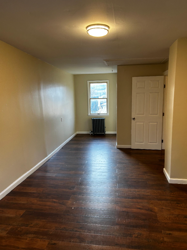 105 Washington St #A - Photo 4 of 14