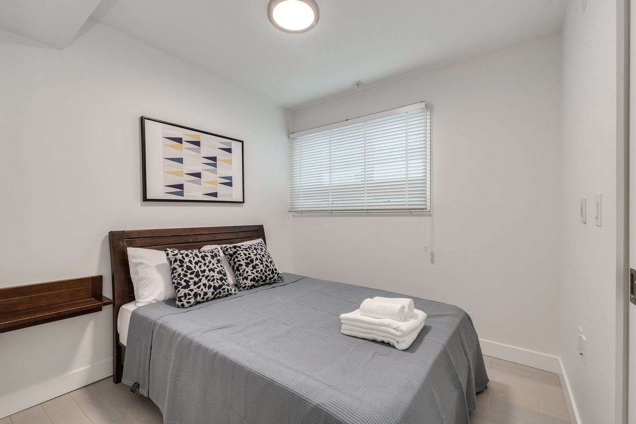 1431 Haro Street - Photo 12