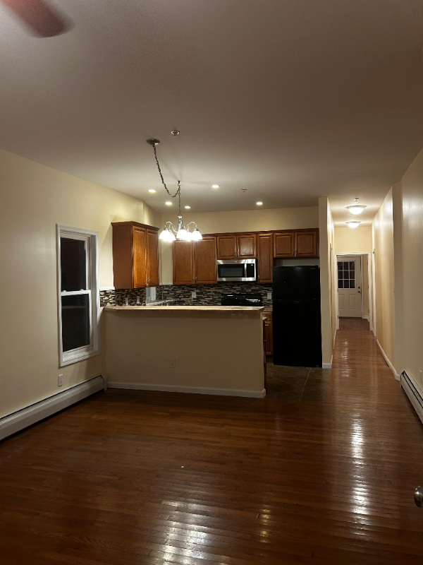 1326 E Gibson St #3 - Photo 5 of 17