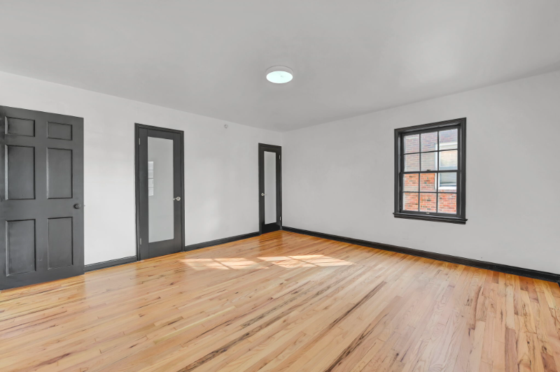 3961 Lansdale Rd - Photo 7 of 10