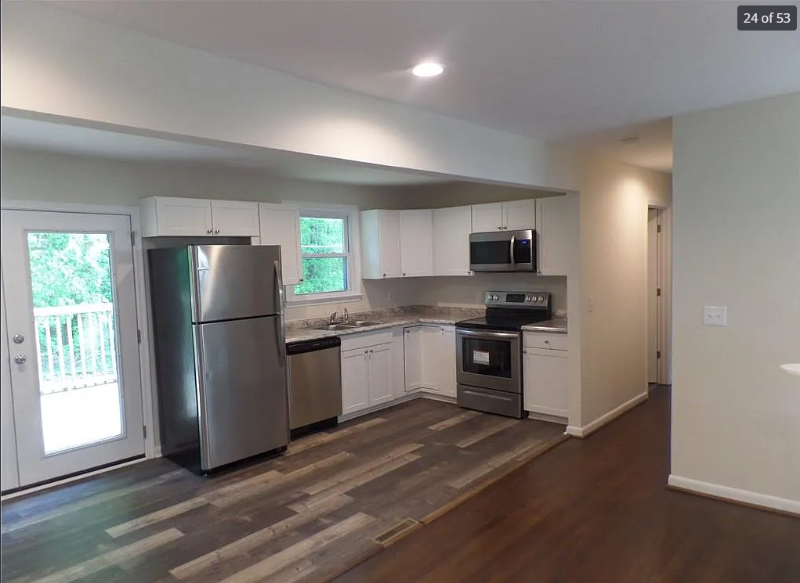 1624 Darby Dr - Photo 3 of 20