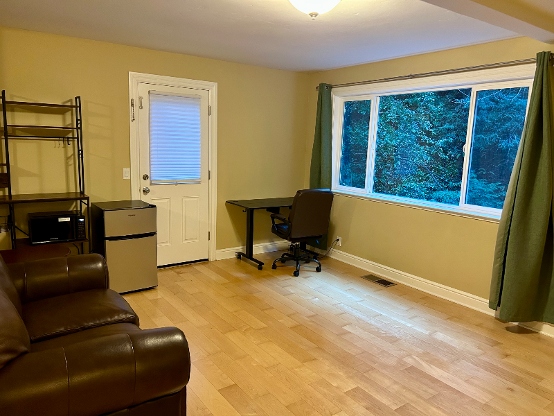 435 Hubbard Gulch Rd - Photo 2 of 14